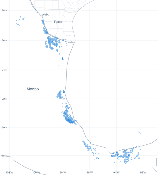 A map of 12,613 well locations inside the Mexico Onshore footprint for which CommoVision holds a published surface coordinate, each drawn where it is, over faint country, state and county outlines, place names and a latitude/longitude grid for orientation.